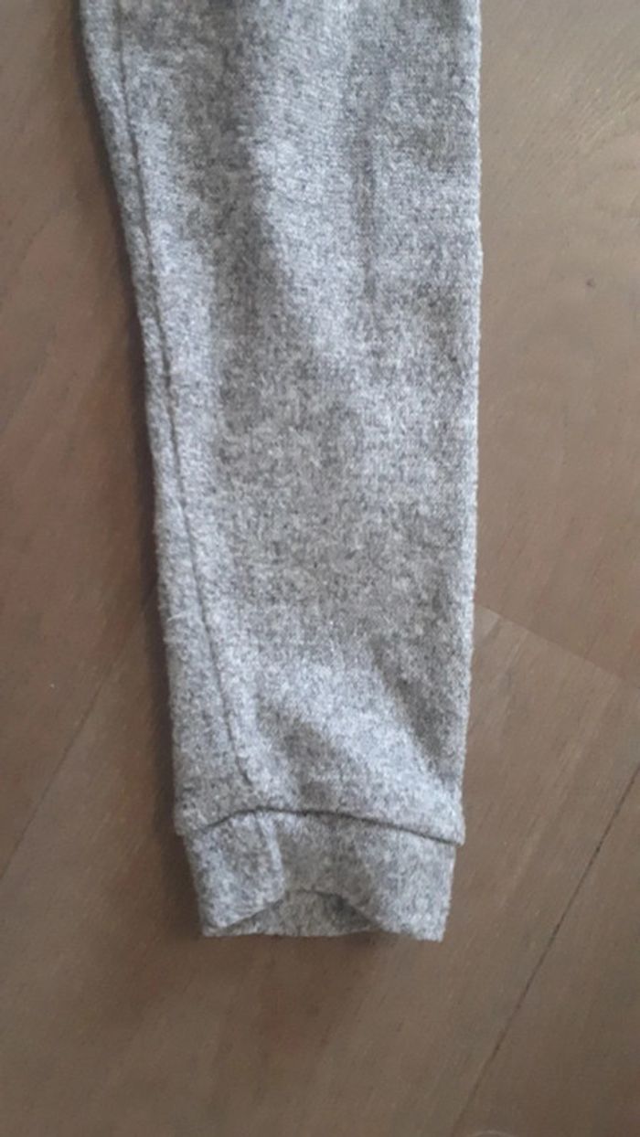 Pull gris cache cache - photo numéro 3