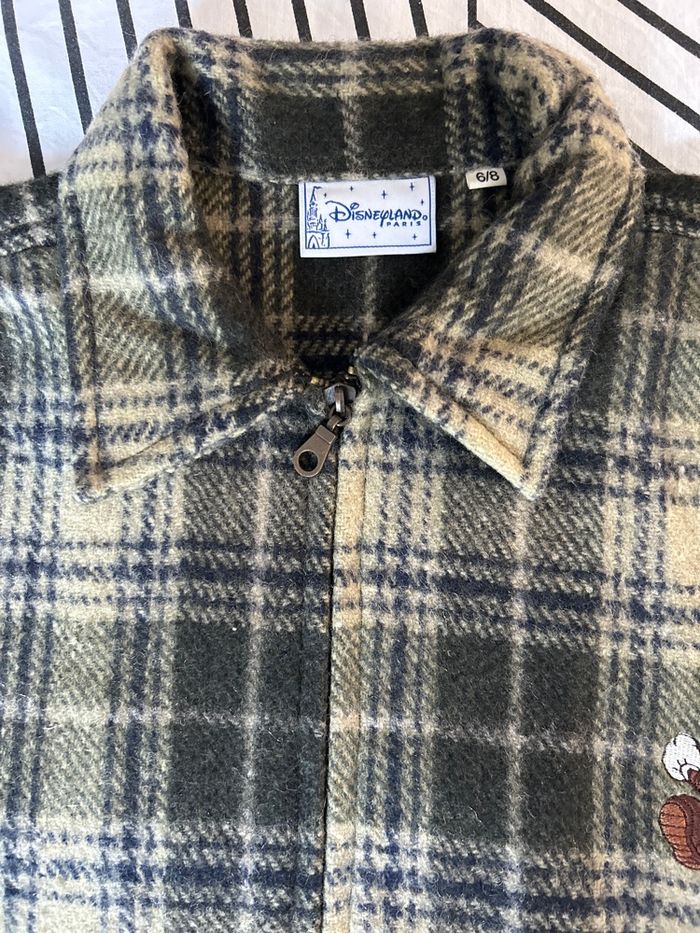 Veste 70%laine Disneyland Paris 6/8 ans - photo numéro 2