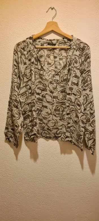 Blouse beige à motifs IKKS