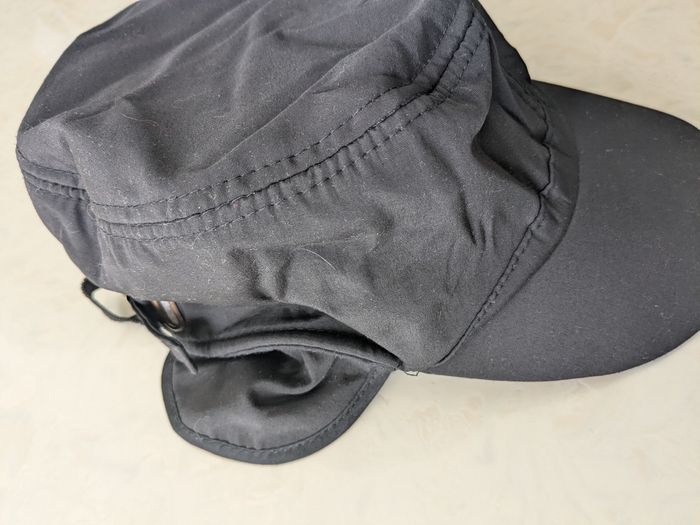 Belle casquette noire pour femme. Taille unique - photo numéro 7