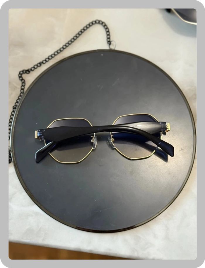 Lunette de soleil octogonale noire - photo numéro 2