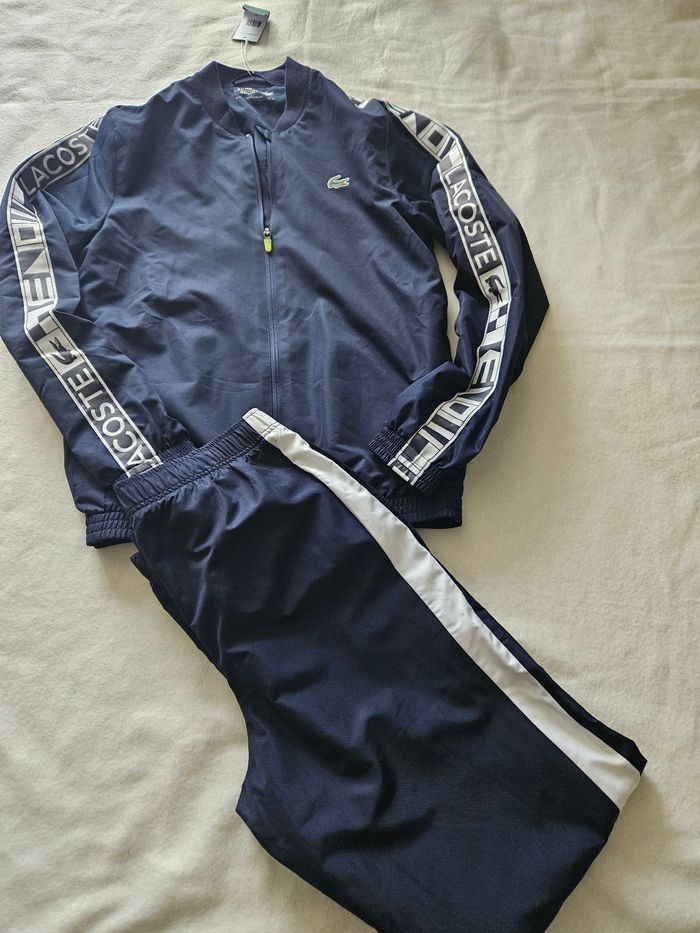 Survêtement xs lacoste