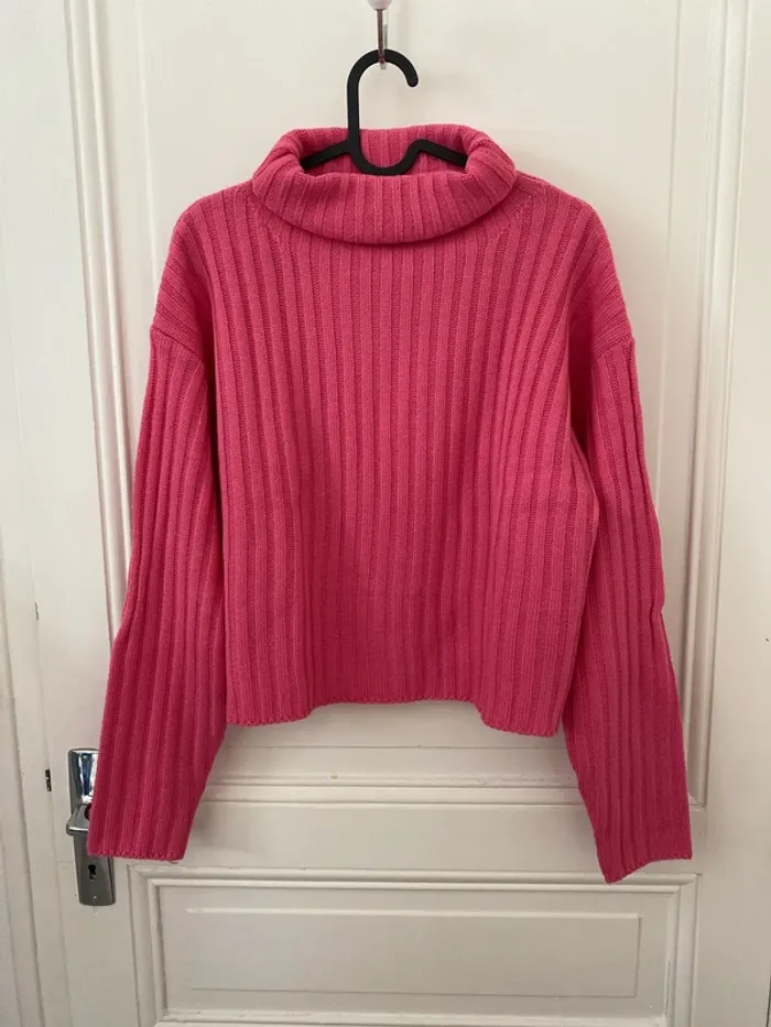 Pull col roulé rose vif SHEIN