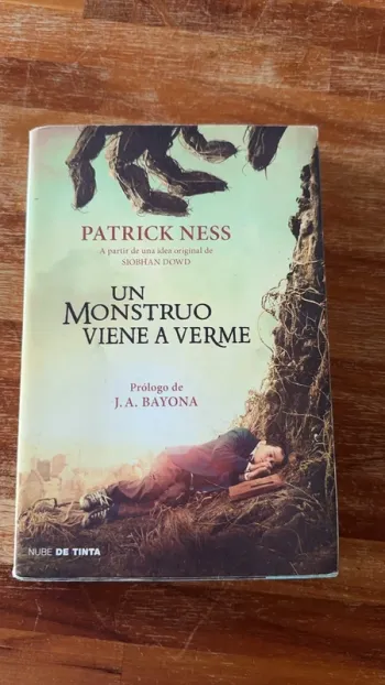 Livre un monstruo viene a verme