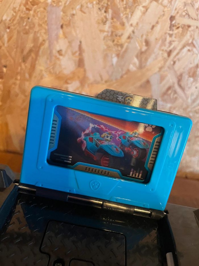 Idée cadeau 🎁 Camion Mission Cruiser sonore Mighty Pups avec sa carte magique - photo numéro 10