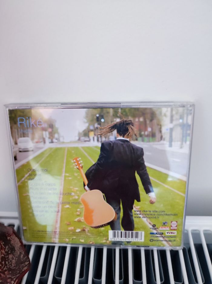 CD de Tiké - Vivons ! - photo numéro 2