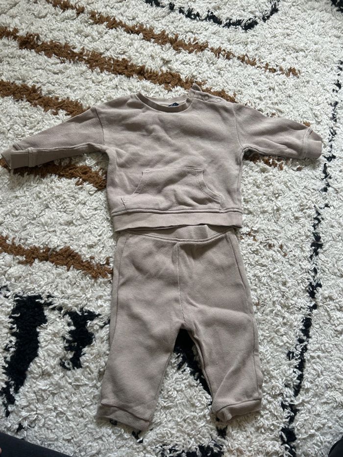 Ensemble jogging bébé
