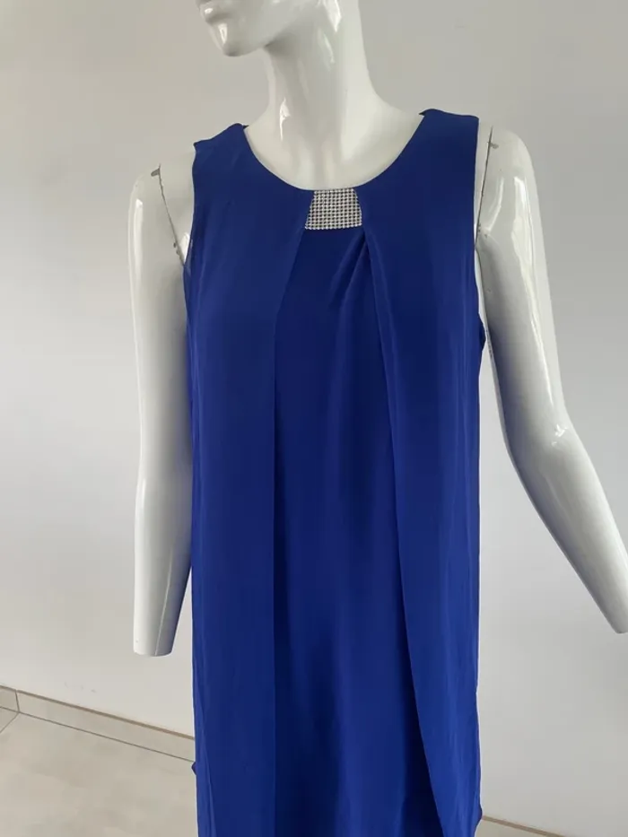 Robe bleue électrique - photo numéro 2