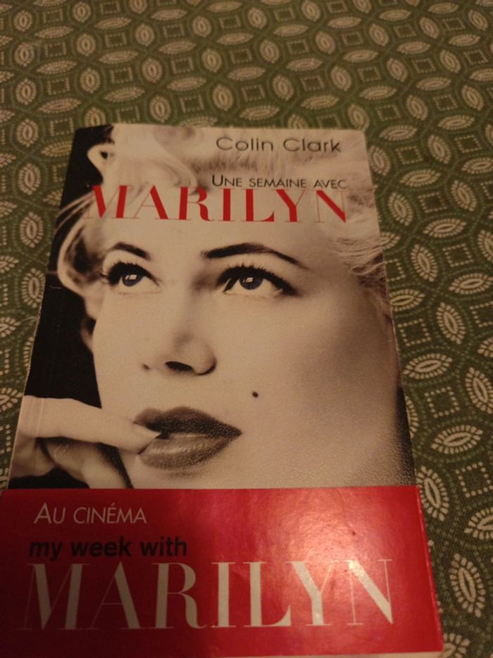 Livre Une semaine avec Marilyn - photo numéro 2