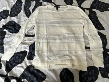 Pull / haut transparent rayé taille M