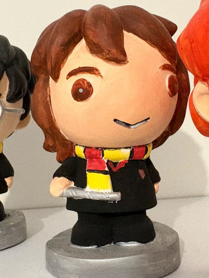 Lot figurine Harry Potter pain à la main - photo numéro 3