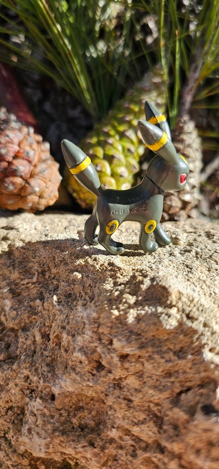 Super figurine Pokemon Nintendo tomy Évolution de Évoli noctali - photo numéro 6