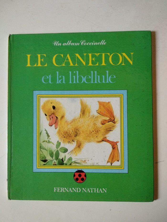 Livre Le caneton et la libellule