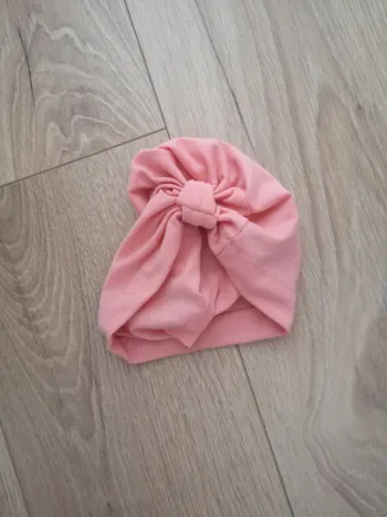 Petit bonnet en tissu
