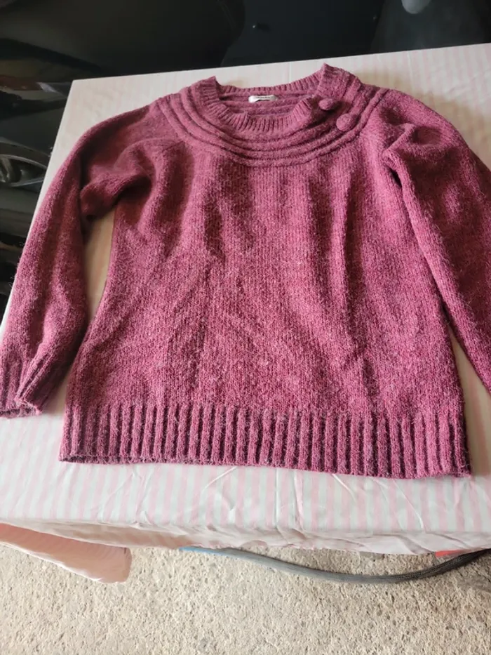 Joli pull 38/40