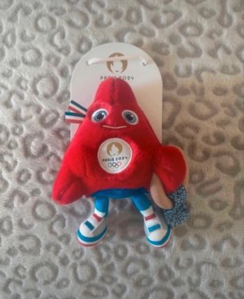 Peluche hochet JO Paris 2024 neuve