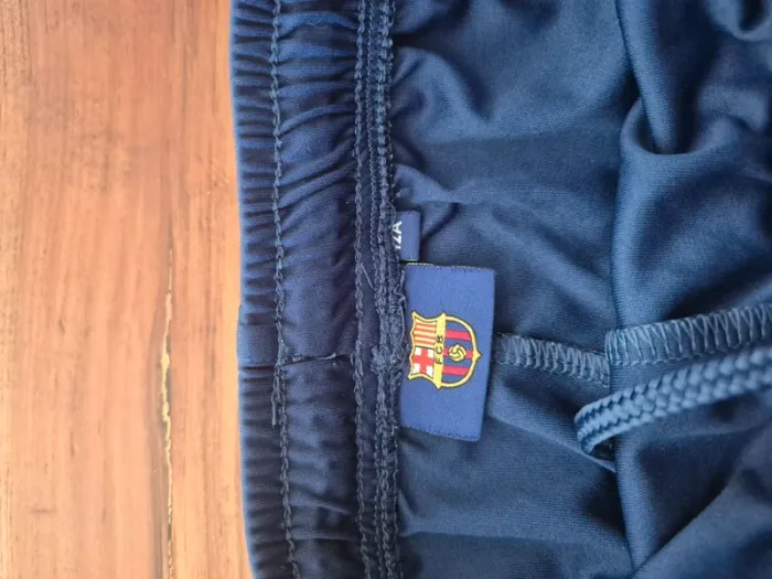 Ensemble foot fcb - photo numéro 4