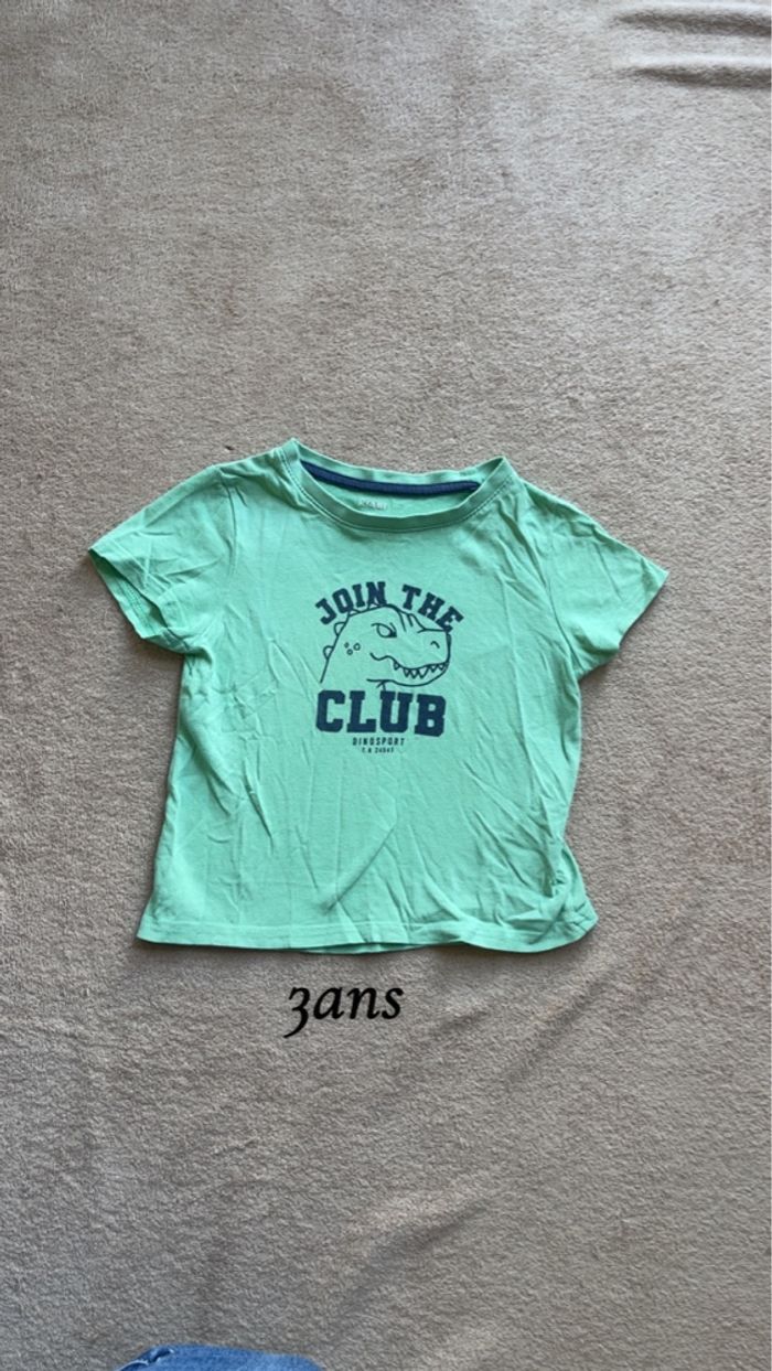 TEE shirt 3ans