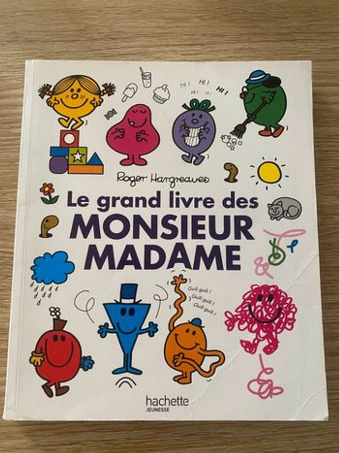 Grand livre des Monsieur Madame