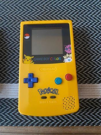 Gameboy Nintendo  édition limitée Pokémon pikachu collector rare