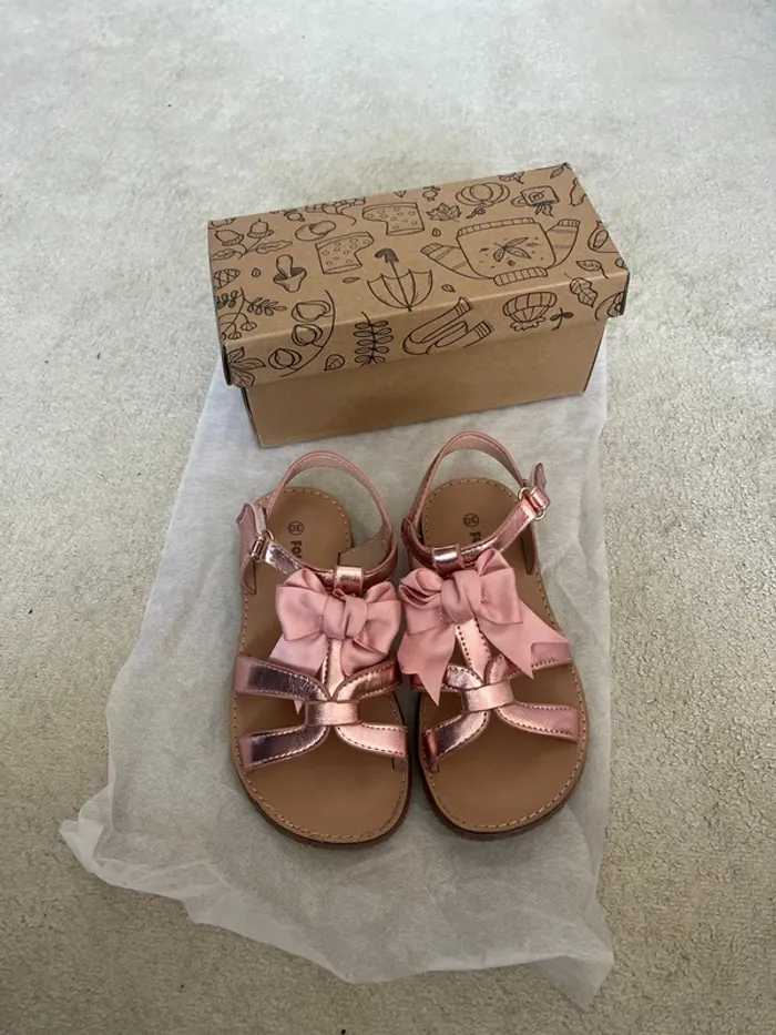 Sandales rose doré – Taille 30 🌸 - photo numéro 11