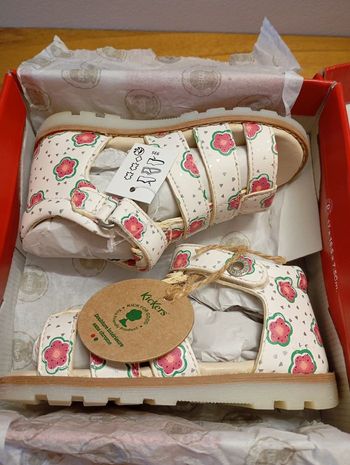 Kickers neuves pour fille en taille 23