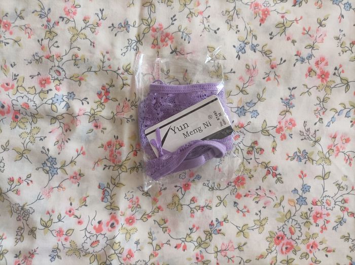 String neuf lila taille S M L - photo numéro 3