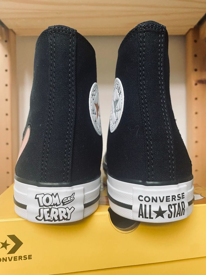 Converse Collector Tom & Jerry | Rare et Stylée | P.39 - photo numéro 5