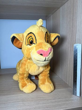 Peluche simba le roi lion
