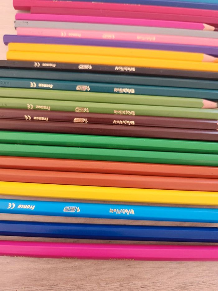 Crayon couleur - photo numéro 3