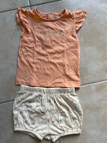 Ensemble t-shirt manches courtes et short