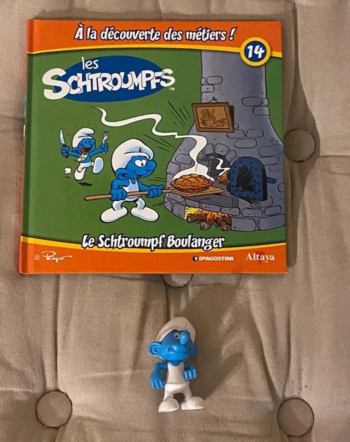 3 livres Schtroumpfs + 3 figurines - photo numéro 2