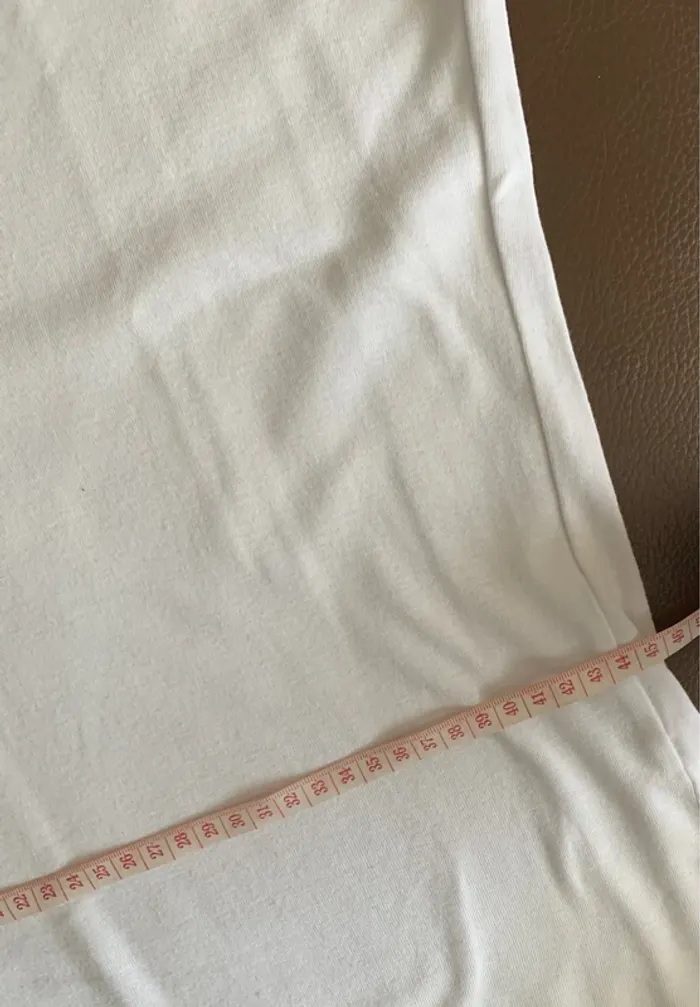 Tee-shirt blanc à brillant L😺 - photo numéro 8