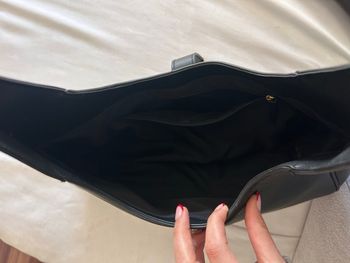 Sac à mains (remise en mains propres 74) 