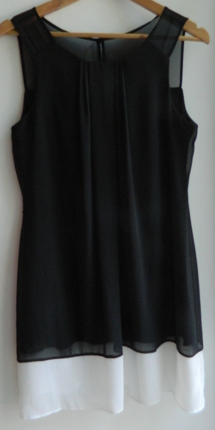 Robe sans manches T 40 "Camaieu"