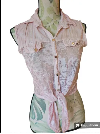 chemise sans  manche  à nouer 36  dentelle  rose