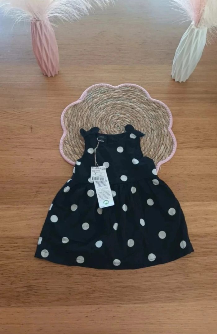 Magnifique robe neuf 6 mois kiabi - photo numéro 2