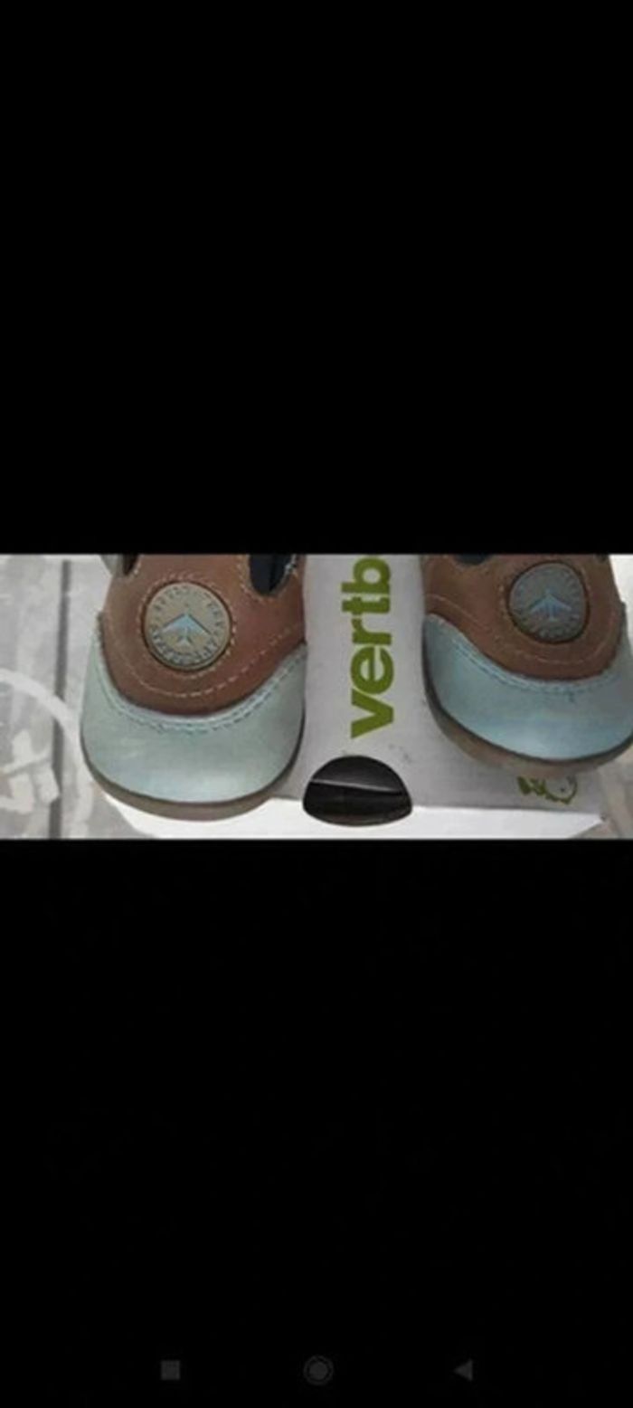 Chaussures Vertbaudet pointure 19 - photo numéro 2