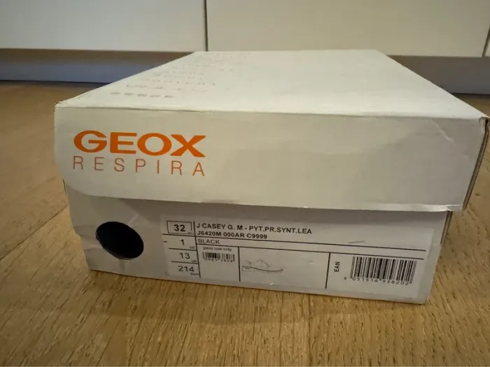 Chaussures enfants Geox J. Casey noir neuve taille 32 - photo numéro 9