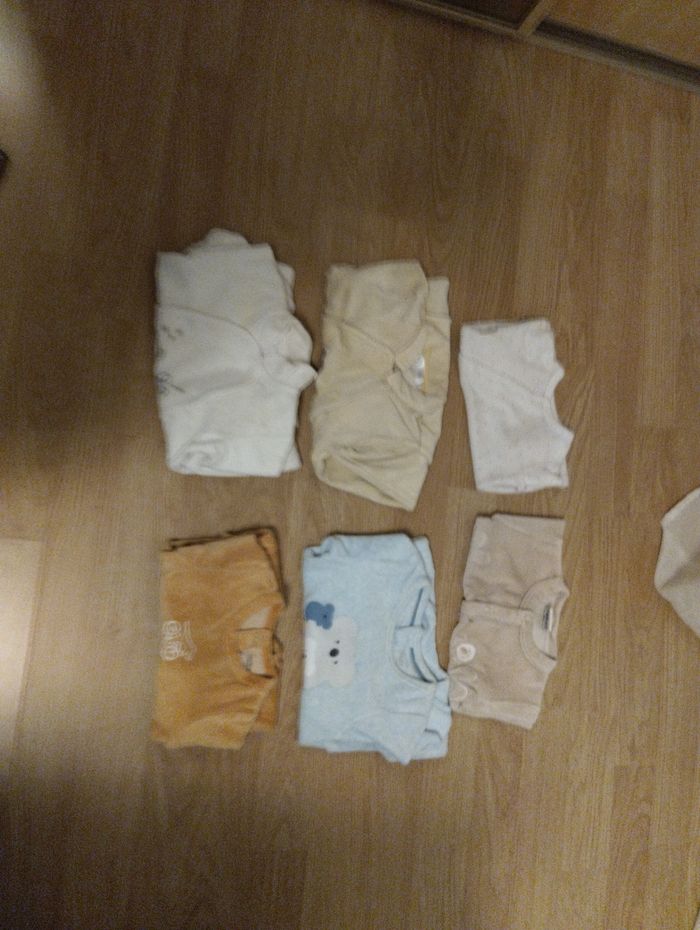 Lot de 34 articles garçon 0/3 mois - photo numéro 4