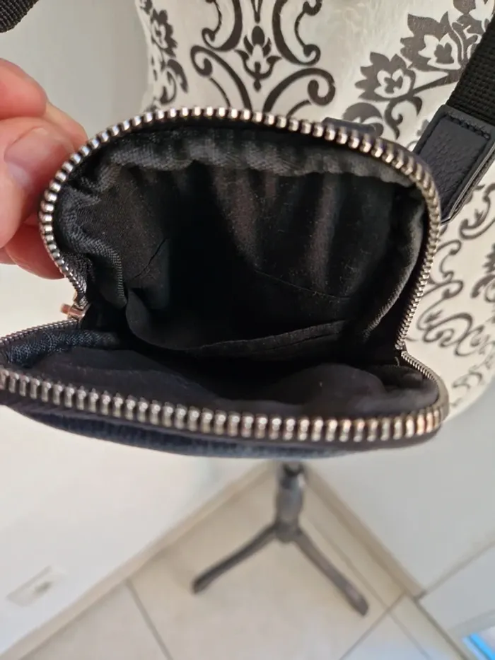 Sac Pochette bleu marine pour téléphone - photo numéro 3