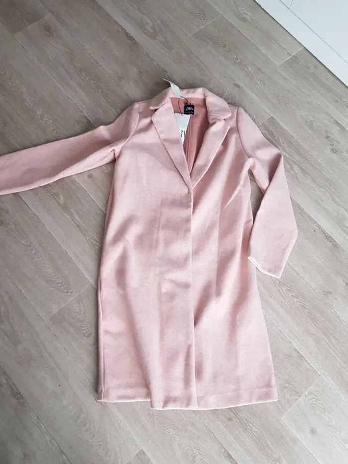 Manteau Zara rose taille m - neuf