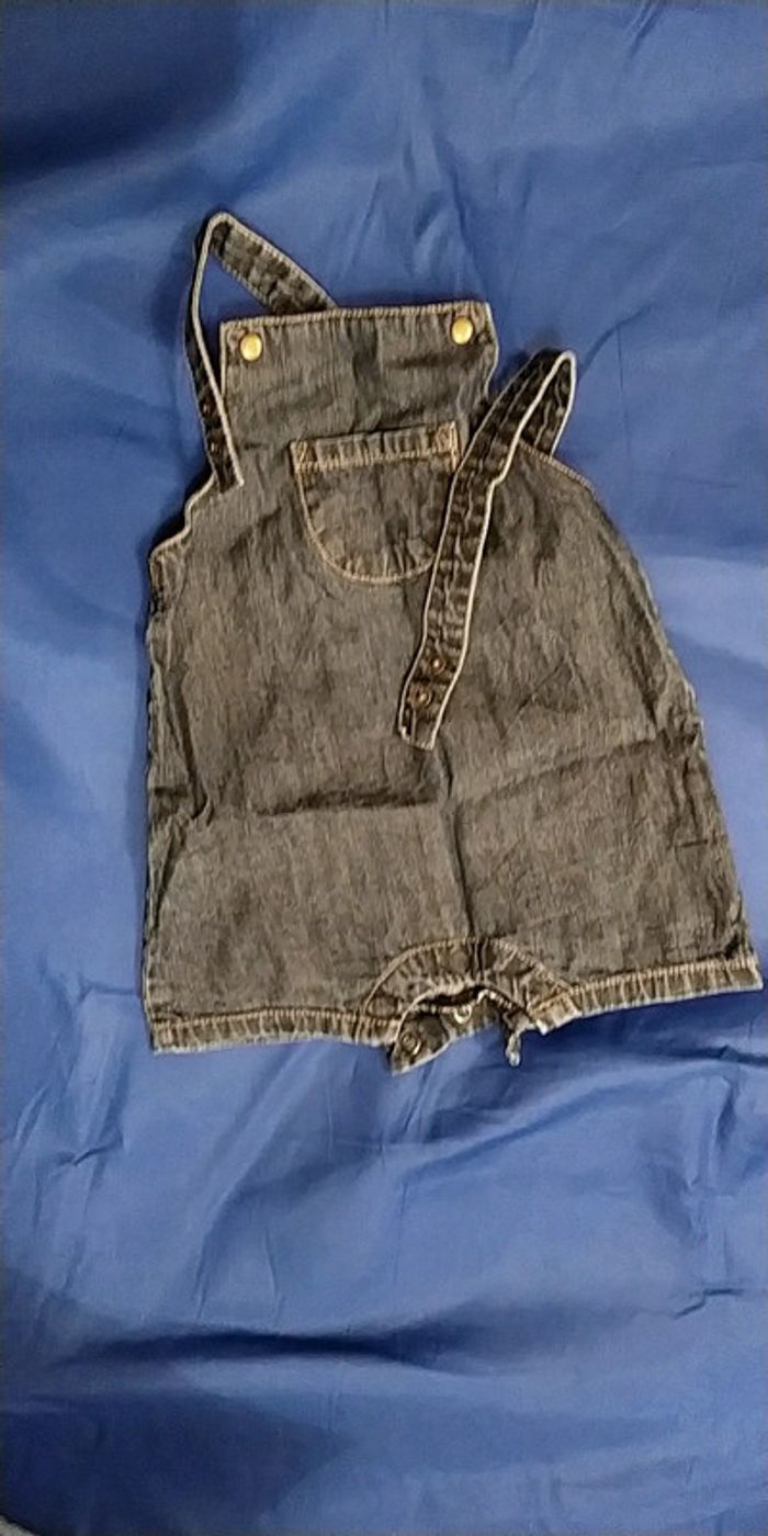 Salopette courte jean, 6 mois