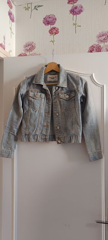 Veste en jean taille XXS (taille très petit)