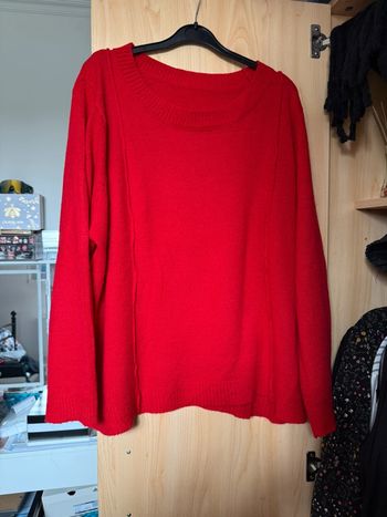 Pull rouge