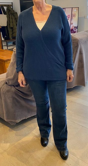 Pull croisé devant neuf