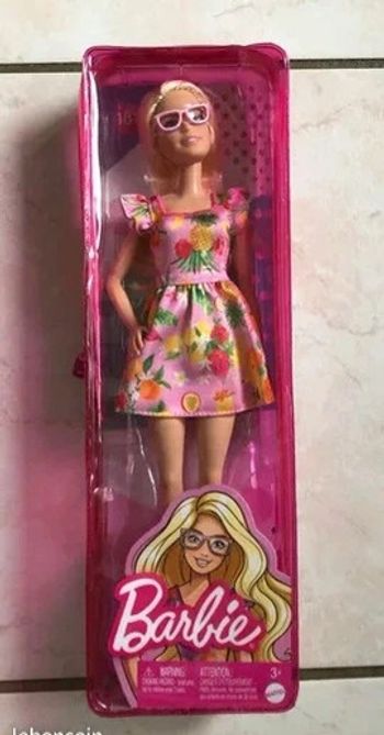 Poupee barbie fashionistas Blonde neuve ds emballage