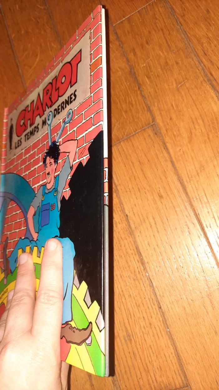 Bande dessinée charlot les temps modernes - photo numéro 4