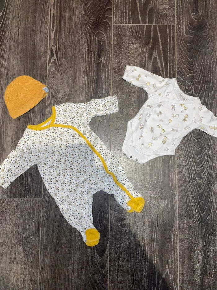 Ensemble pyjama body 1 mois