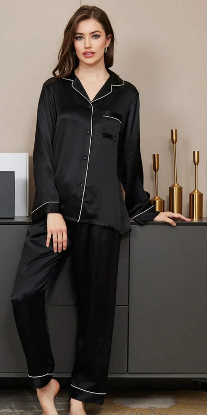 Pyjama en soie taille 46/48 (XXL)